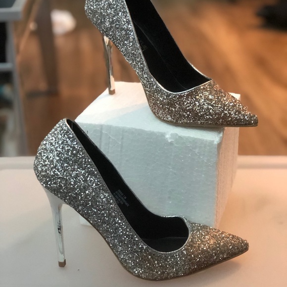 Beautiful rare women’s pumps - Picture 4 of 4